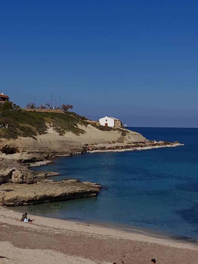 Il Posto Nascosto Bed & Breakfast Porto Torres Exterior photo